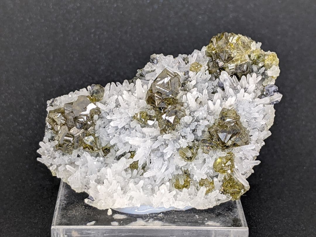 スファレライト② 純閃亜鉛鉱 水晶 ブルガリア産 鉱物標本