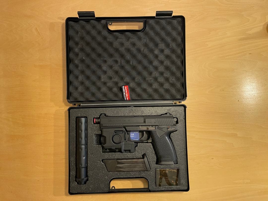 mk23 SOCOM 東京マルイ　ガスガン 専用ケース付き