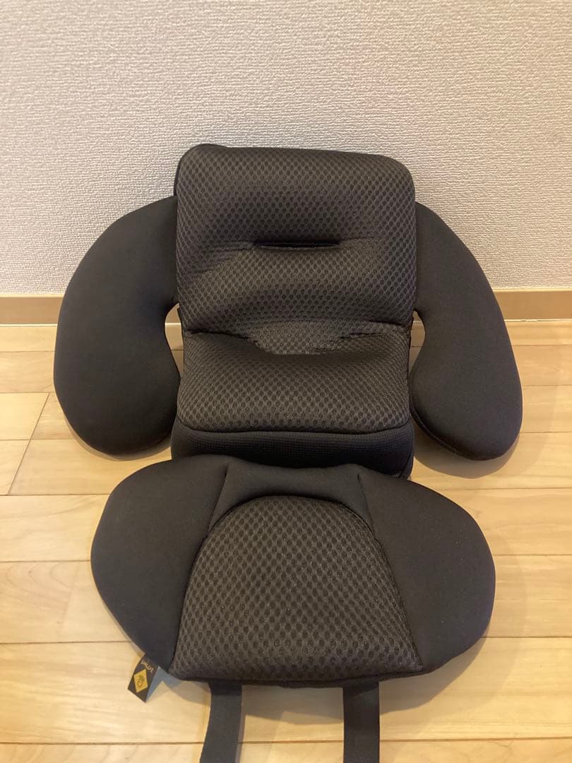 【良品】 Combi コンビ ZB-750 THE S plus ISOFIX