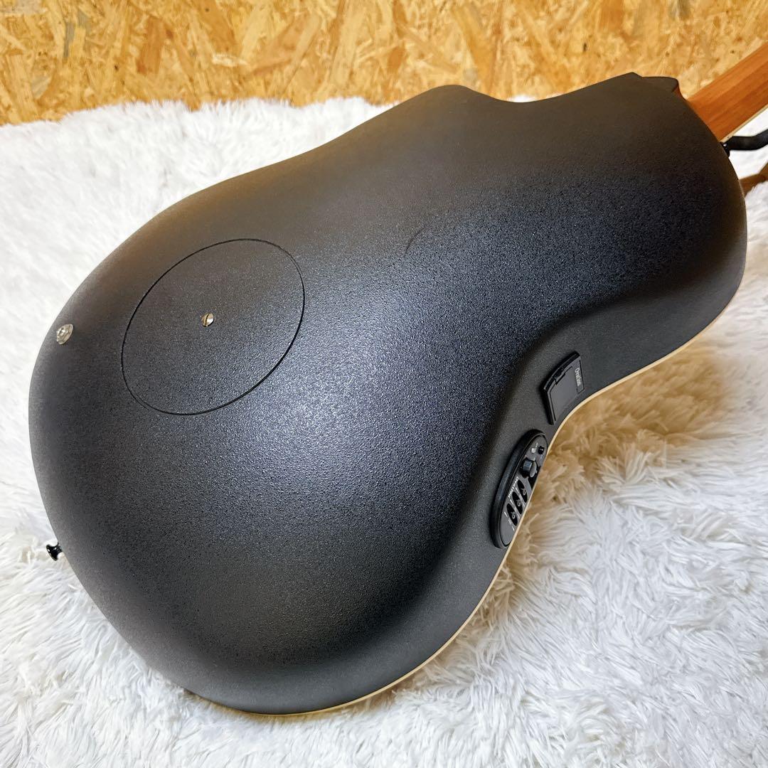 Ovation/Celebrity CC44 ミッドデプスボディ エレアコの定番