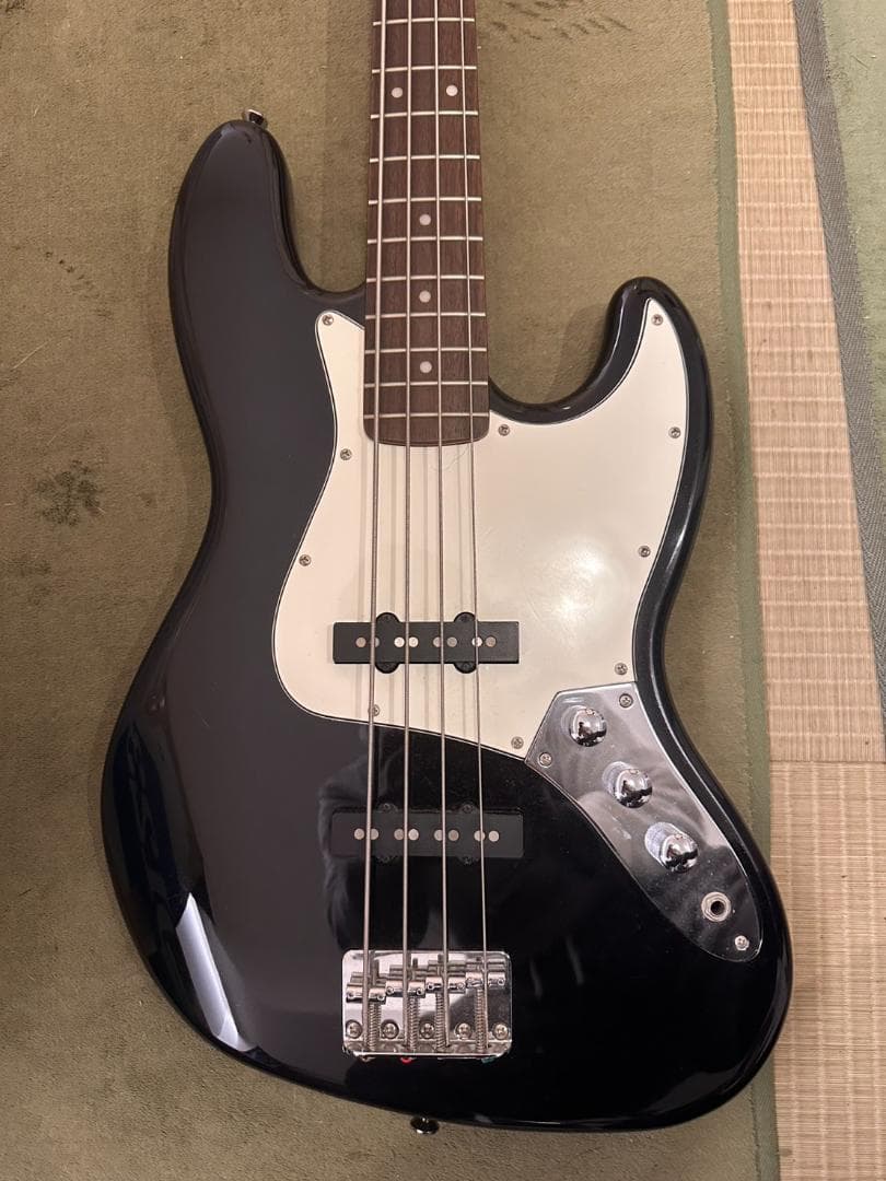 Squier by Fender スクワイヤー Jazz Bass　超極美品！