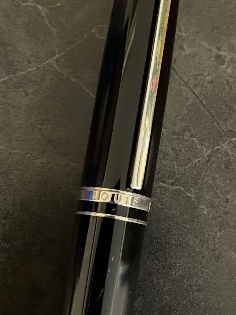 LOUIS VUITTON ルイヴィトン　ボールペン　ブラック