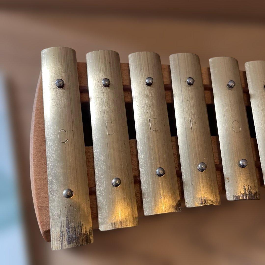 アウリス社 グロッケンシュピールダイヤトニック 鉄琴 12音　109-5