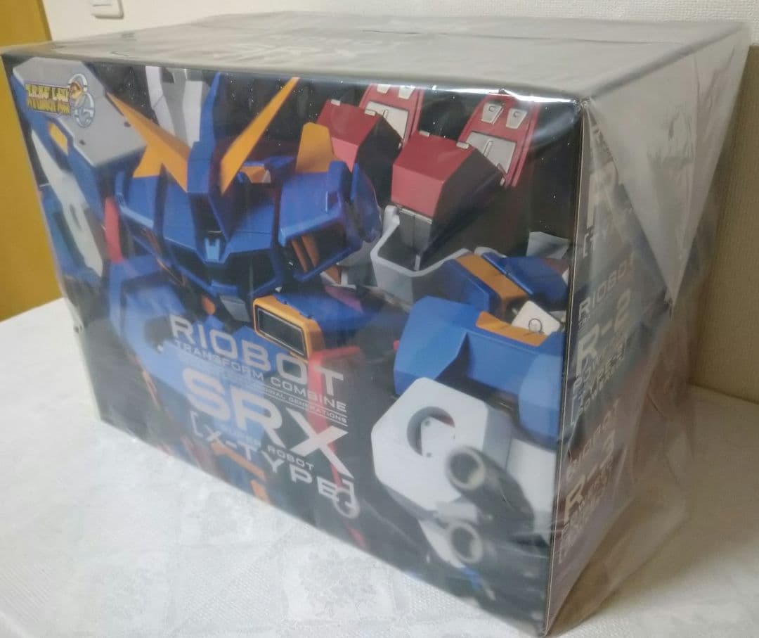 千値練 RIOBOT 変形合体 SRX　化粧箱上蓋破け　未使用・未開封品