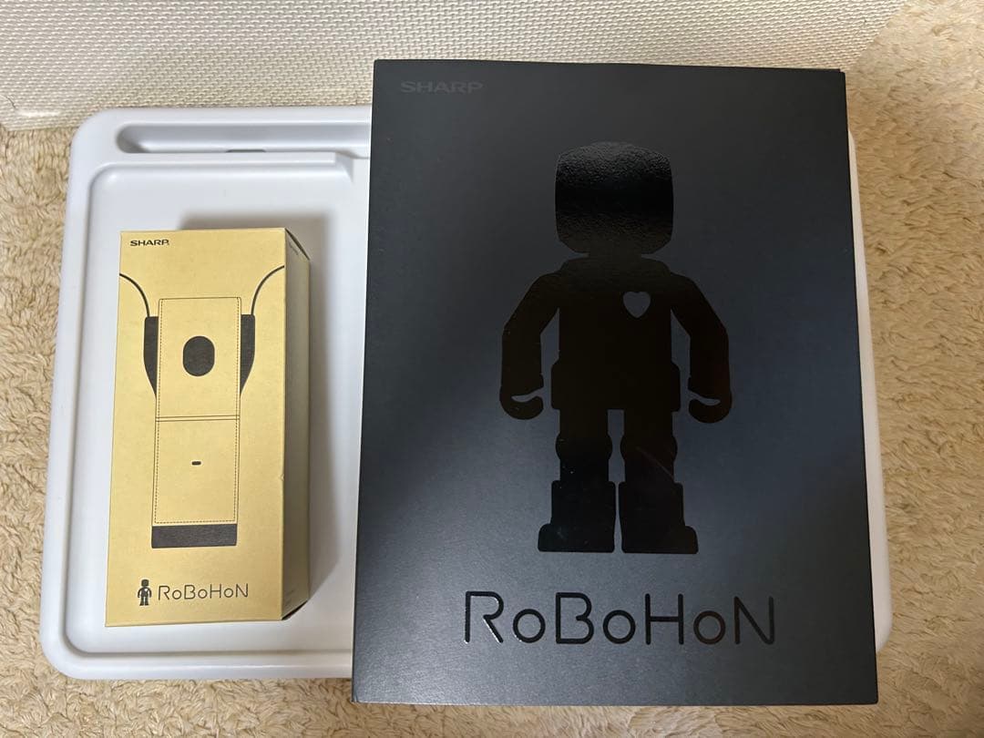 SHARP RoBoHoNロボホン　SR-01M-W