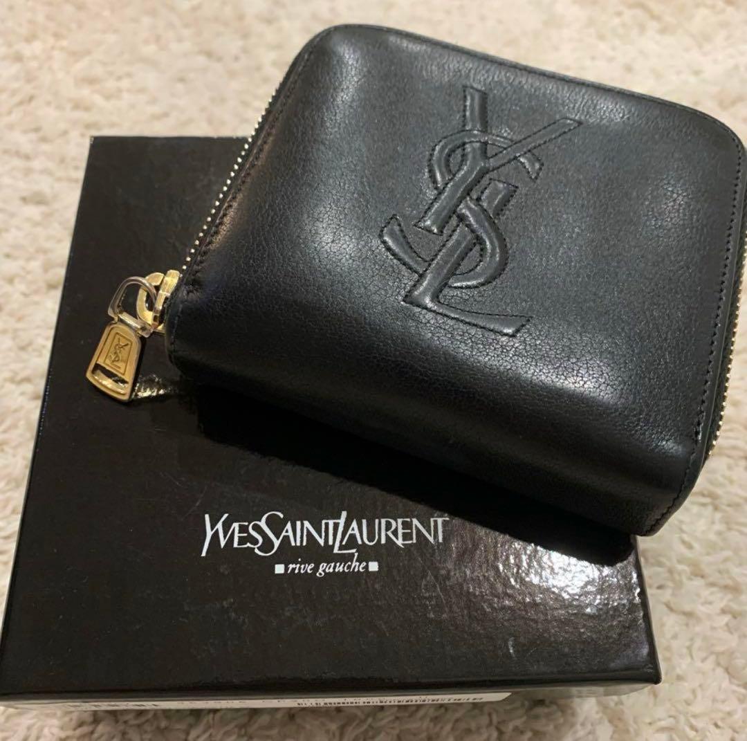 Yves Saint Laurent 二つ折り財布