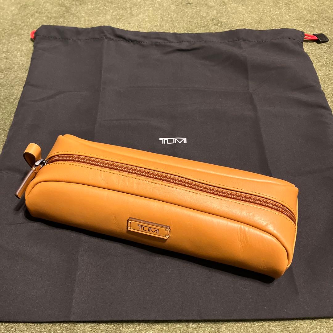 TUMI アクセントキット　ポーチ