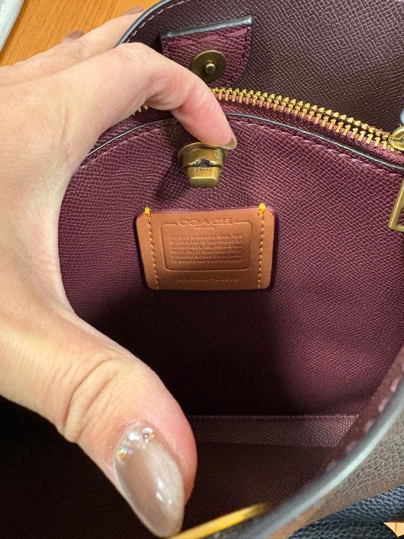 コーチ　coach 黒　レザーショルダーバッグ