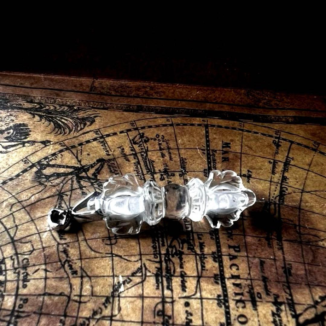 ヒマラヤ水晶五鈷杵（バジュラ）のネックレス