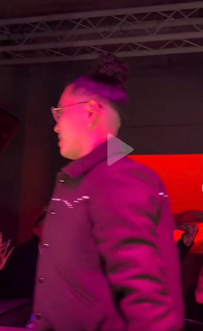 lamersphere Black Studs Jacket io 着用