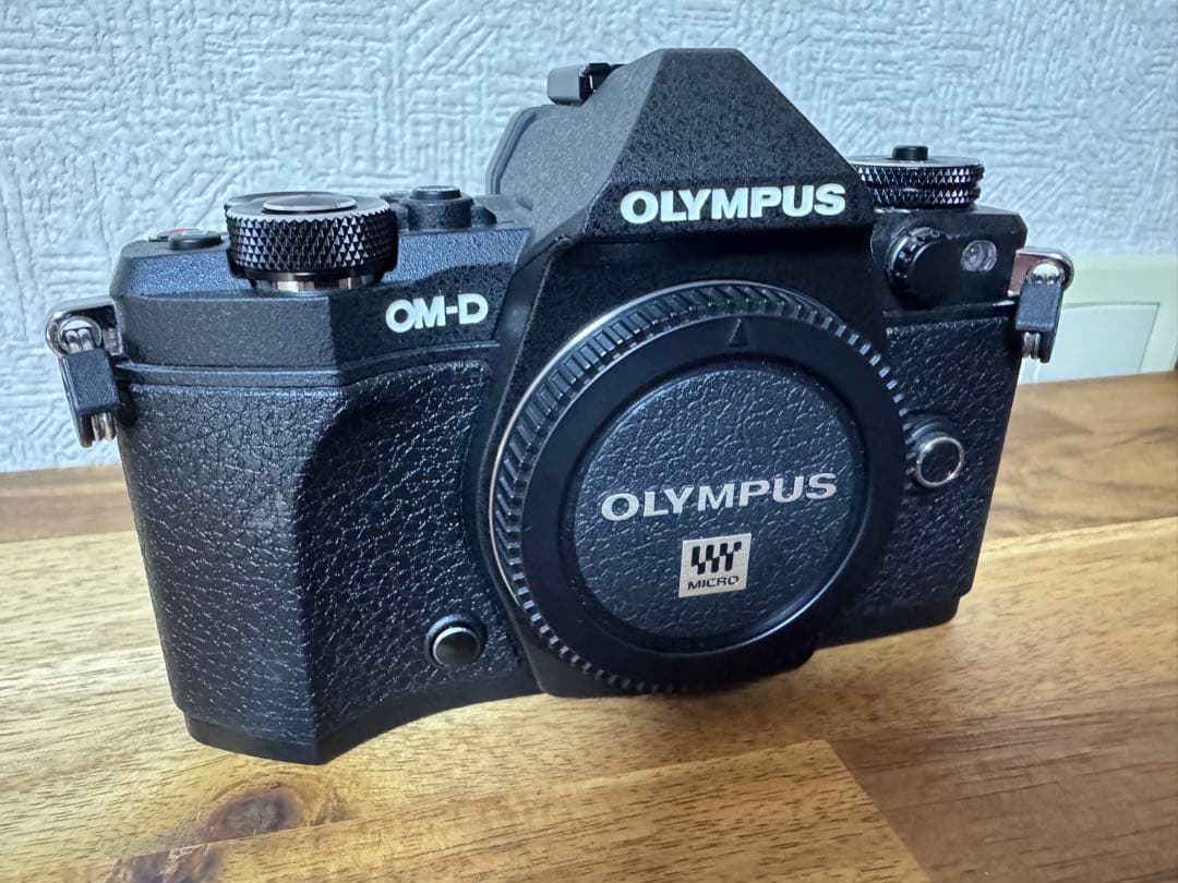 OLYMPUS OM-D E-M5 Mark II 【シャッター数6367】