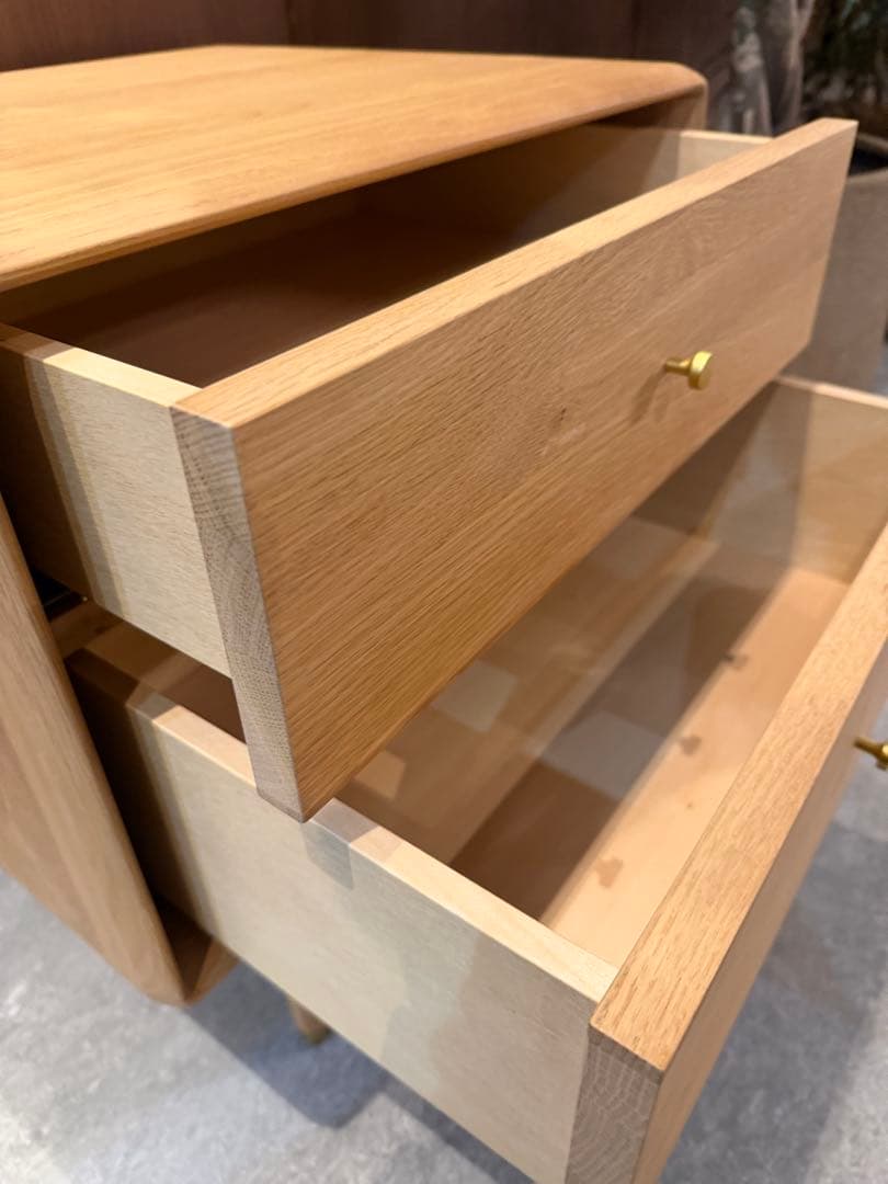 ベッドサイドテーブル【XANDER DESIGNS JULIE 】チェスト