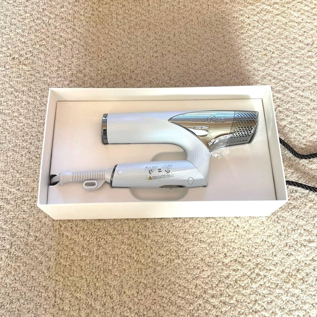 リファビューテック ドライヤースマート　ホワイト 12/22まで