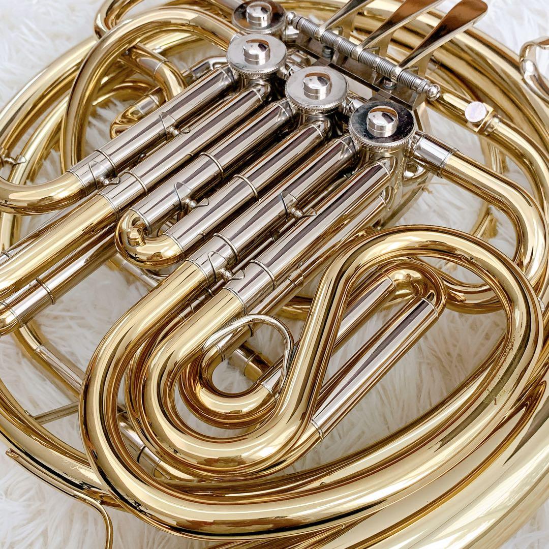 メンテナンス必要　ホルトン　フレンチホルン　ホルン　ケース付き