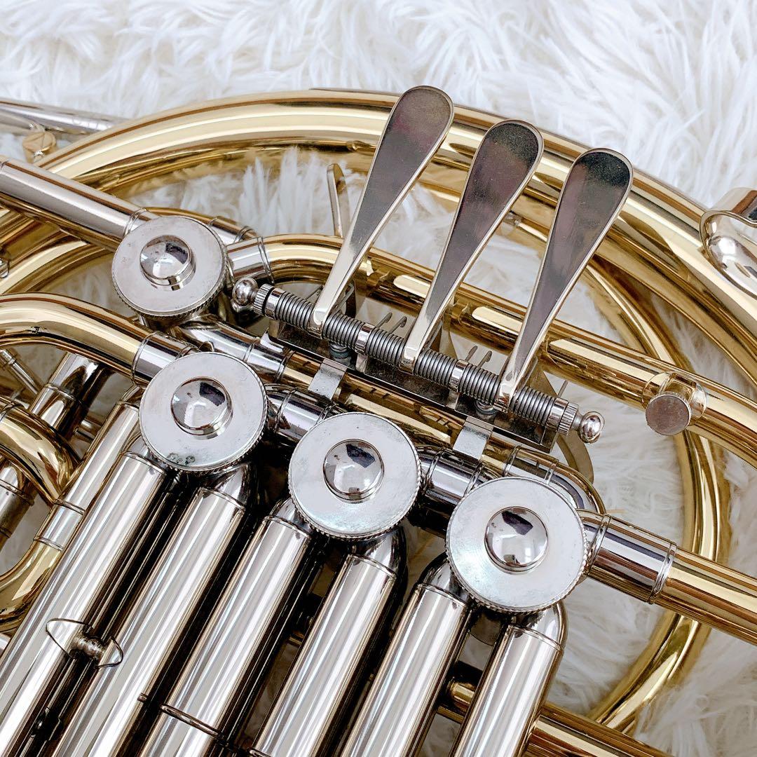 メンテナンス必要　ホルトン　フレンチホルン　ホルン　ケース付き