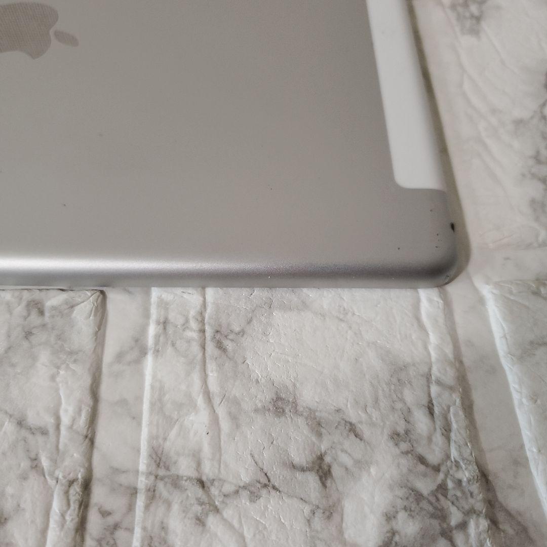 245 iPad 7世代 128GB SIMフリー シルバー