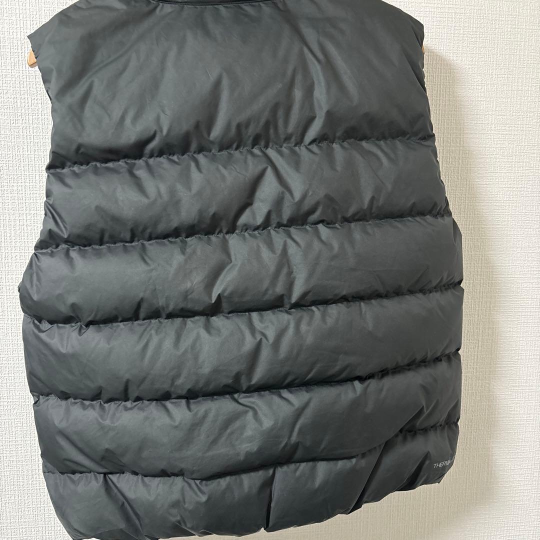 Nike ブラック ダウンベスト（美品）