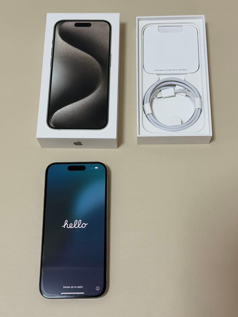 iPhone15 Pro 256GB SIMフリー 本体 ナチュラルチタニウム