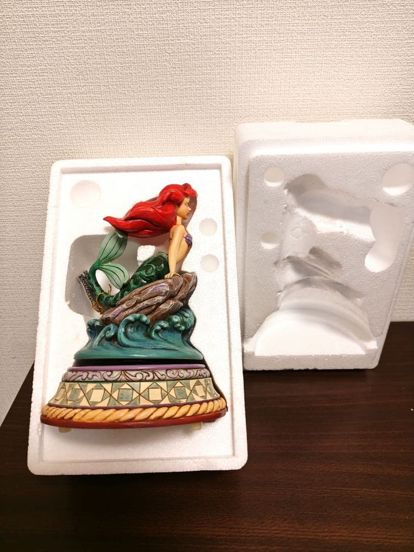 アリエルフィギュア　トラディション　オルゴール　置物