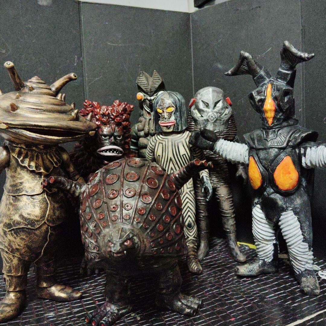 しんウルトラ怪獣旧型絶版ソフビカネゴン.ガラモン.タッコング.初代宇宙人