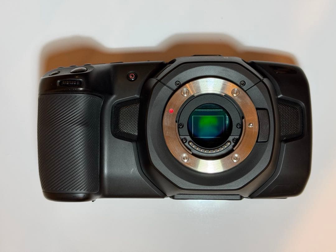 Blackmagic Pocket Cinema Camera 4K本体箱AC付