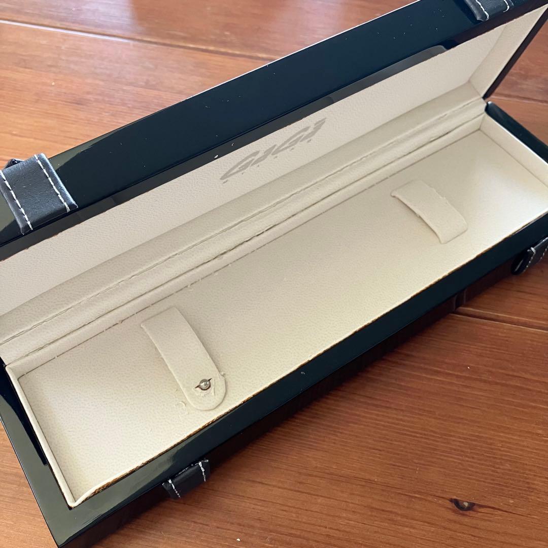 GaGa Milano ガガミラノ　ホワイトレザー 腕時計　アナログ時計