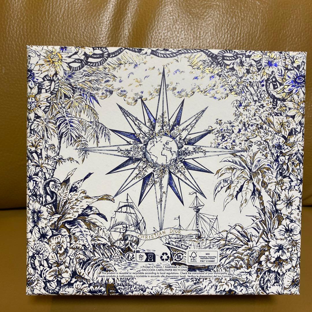 Dior 2022クリスマス限定箱、ショッパー