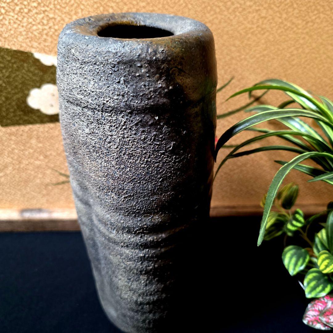 備前焼　伊勢崎 陽山　岡山県重要無形文化財保持者　花生　花瓶