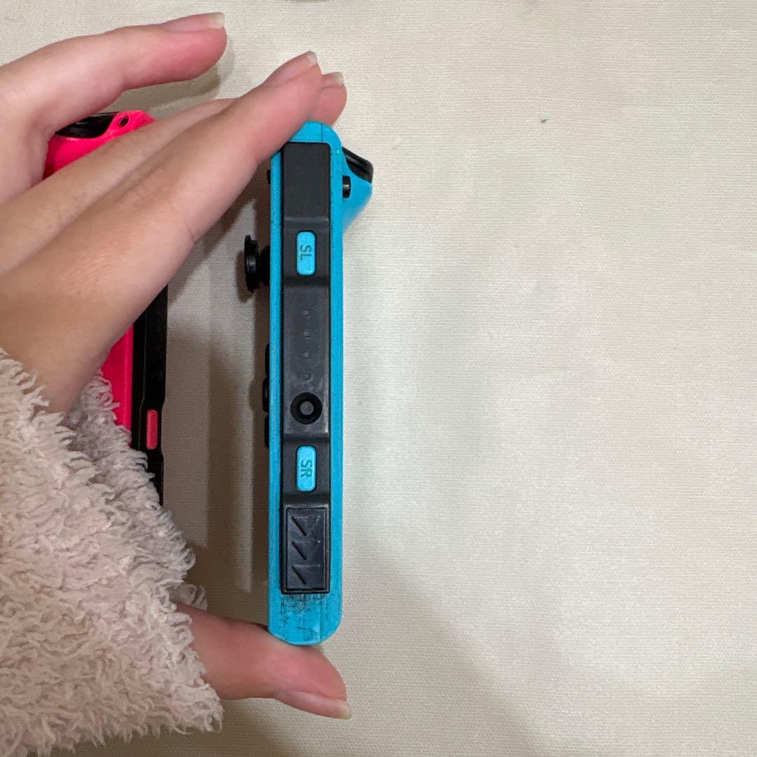 Nintendo Switch本体箱付き コントローラー付き【ジョイコン不良】