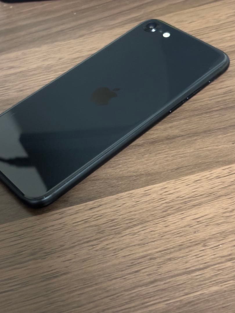 iPhone SE（第2世代） 本体 付属品