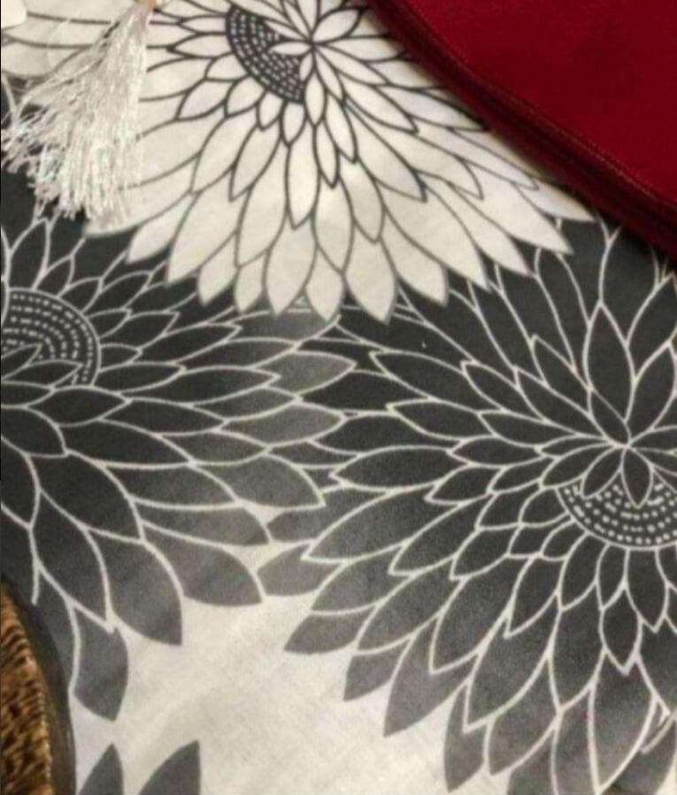 おまかせの黒半幅帯+お任せ帯締め+お任せ草履+お任せ下駄つき◆上品高貴な丸菊浴衣