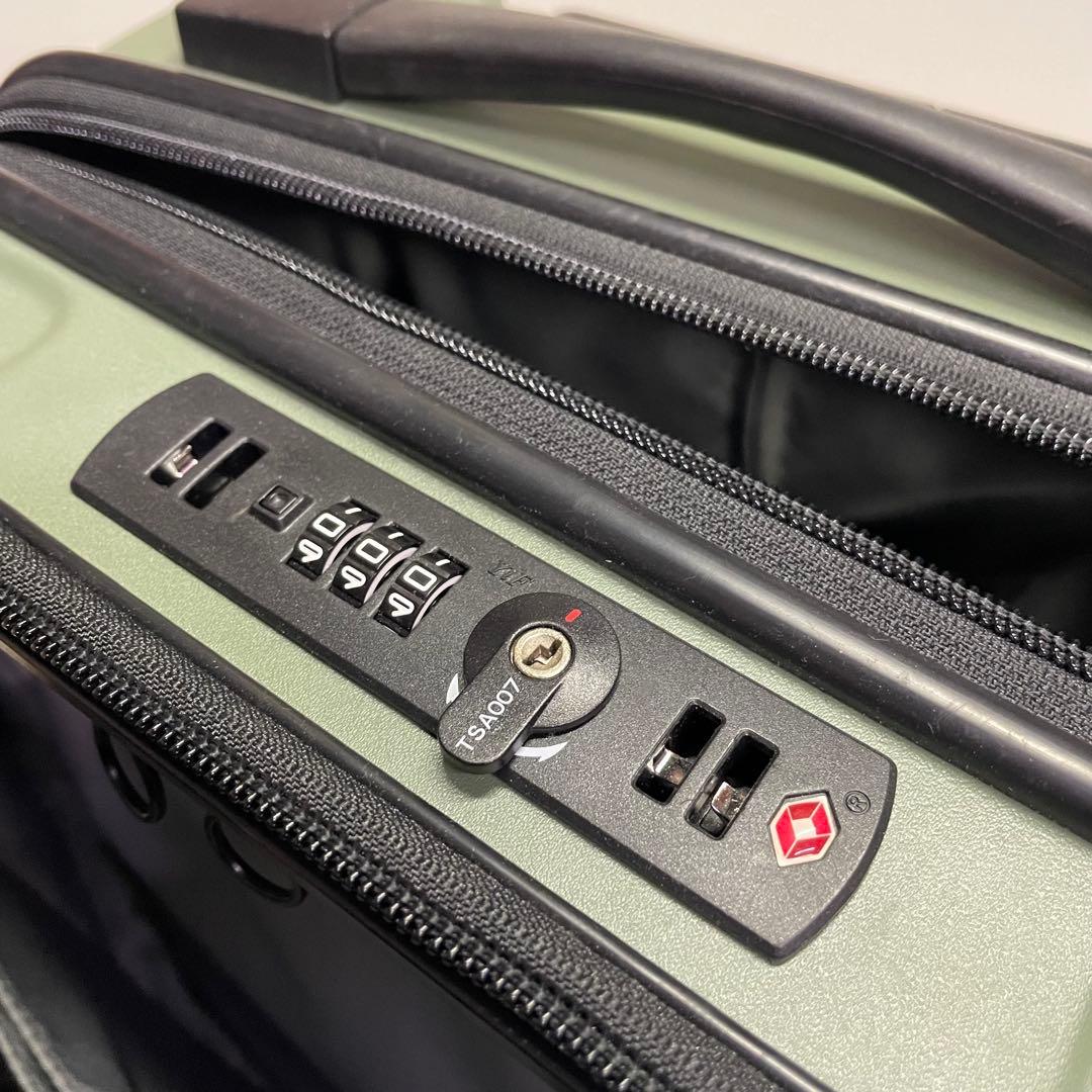 ○ PROTECA プロテカ　キャリーバッグ　ハード　グリーン系