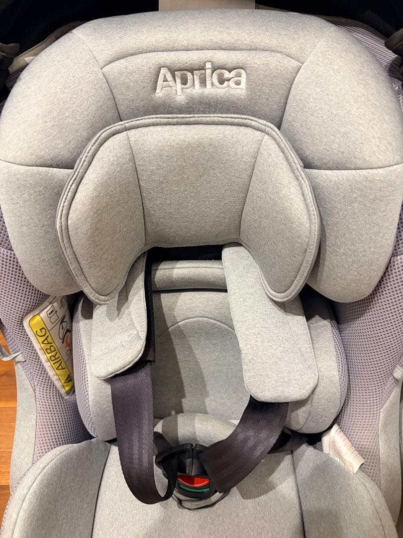 クリーニング済　美品　アップリカ　クルリラ　ISOFIX　付属品全て揃っています