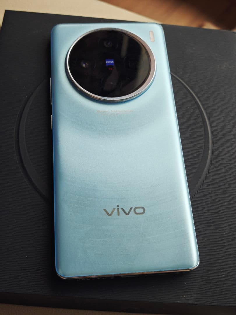 vivo x100 12+256 とoppo reno13