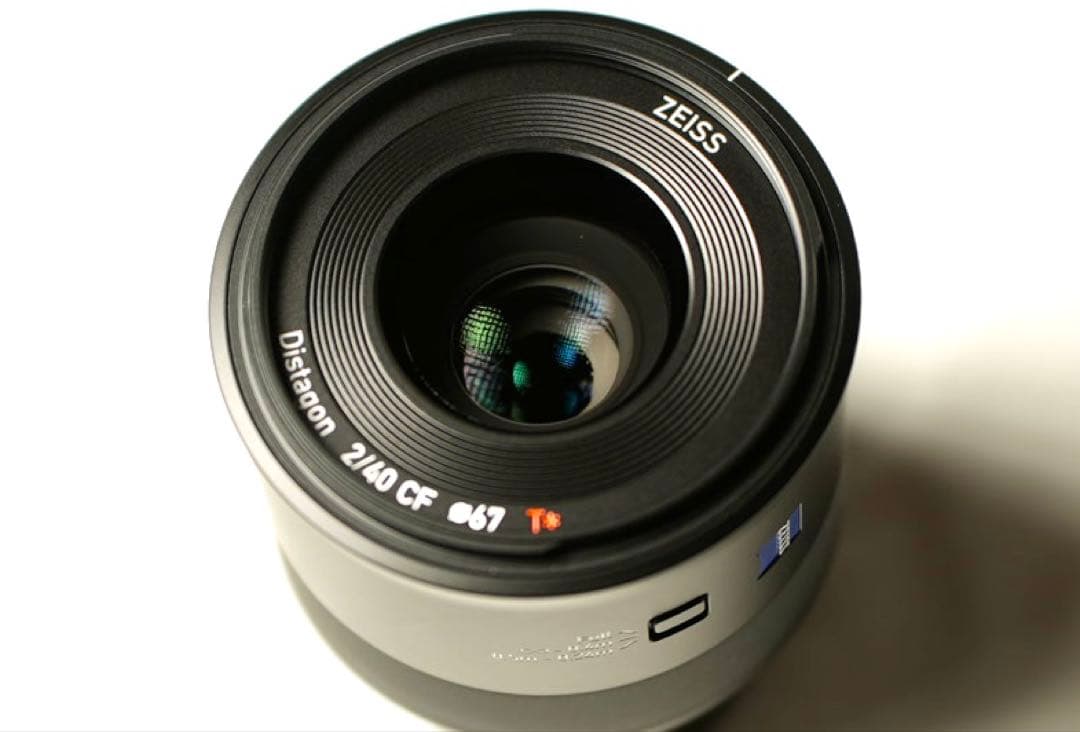 ZEISS Batis 40mm F2.0ソニーマウント
