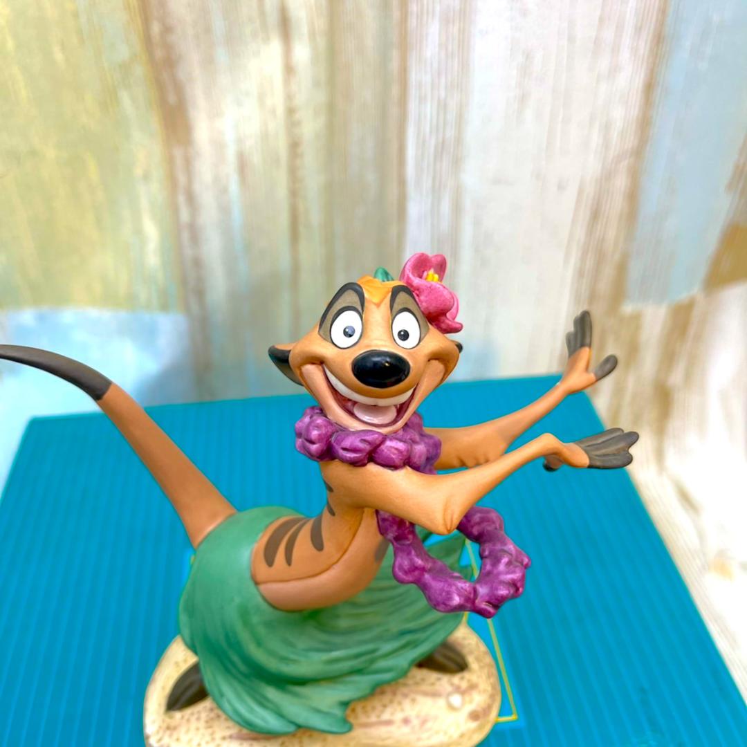 WDCC ライオンキング ティモン 缶バッチ ピンバッジ 陶器製 フィギュア