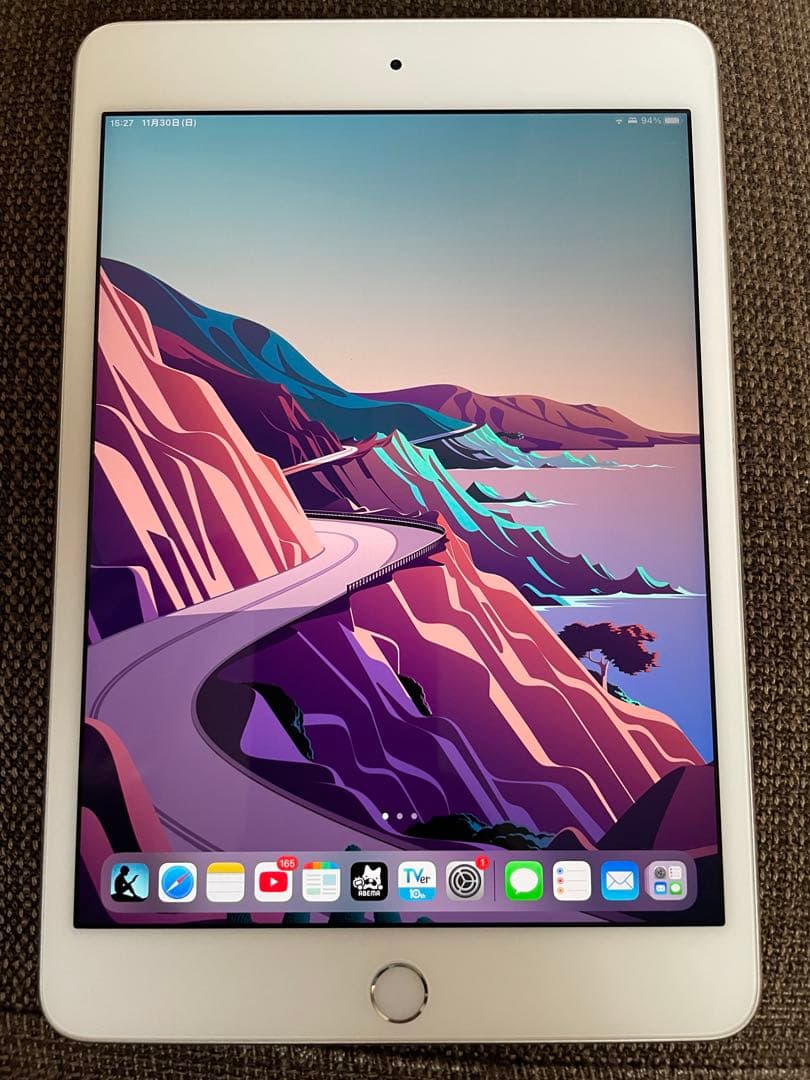 ★超美品★iPad mini 4 セルラー 128GB シルバー 容量97%