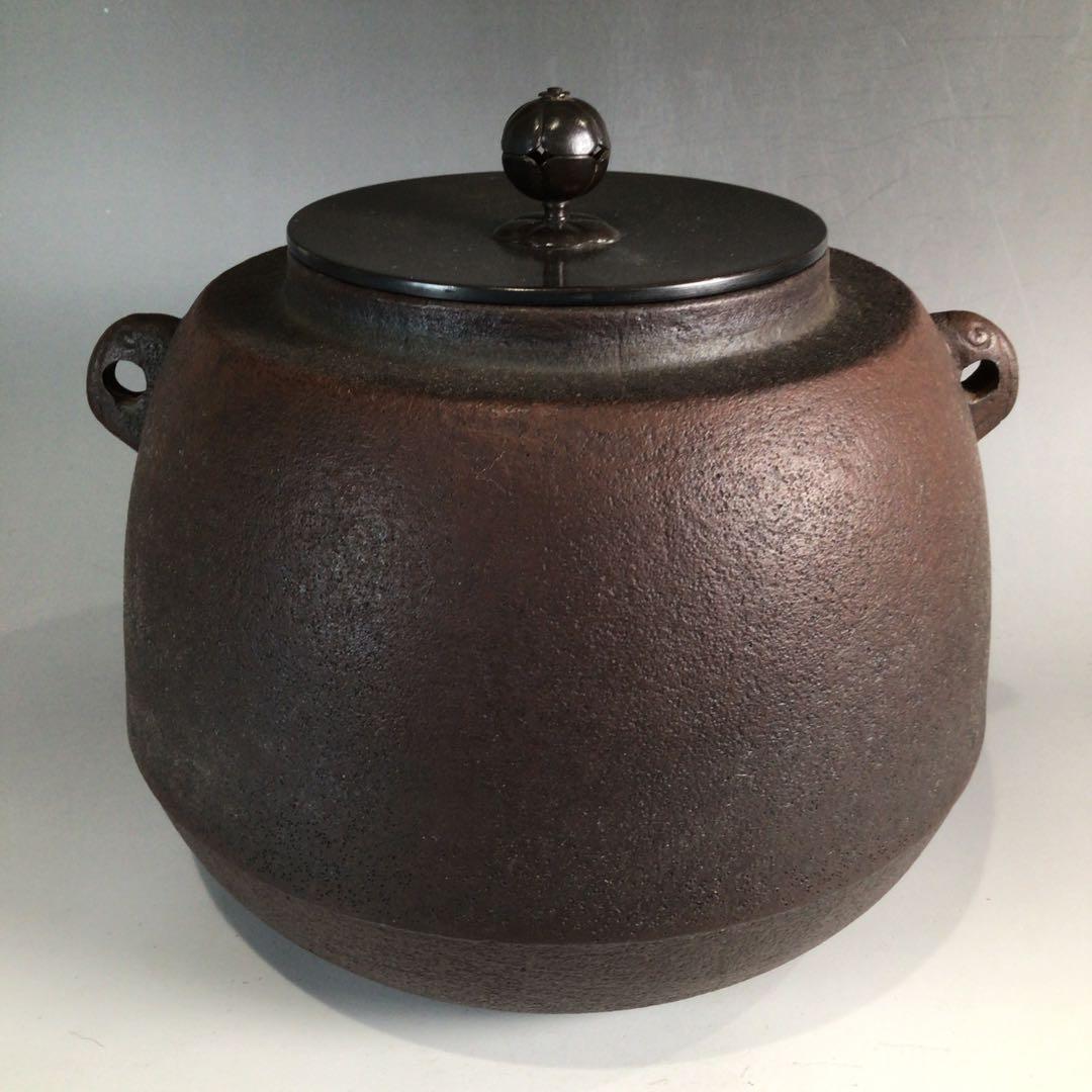 Ｐ２９３　茶釜　『人間国宝　高橋敬典造』『手取釜』　共箱　茶道具