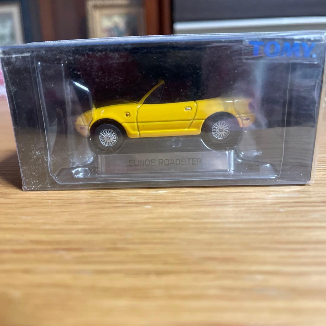 トミカリミテッド EUNOS ROADSTER イエロー 0035