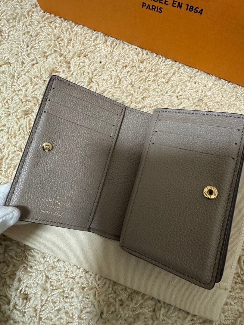 LOUIS VUITTON ルイ ヴィトン M82370