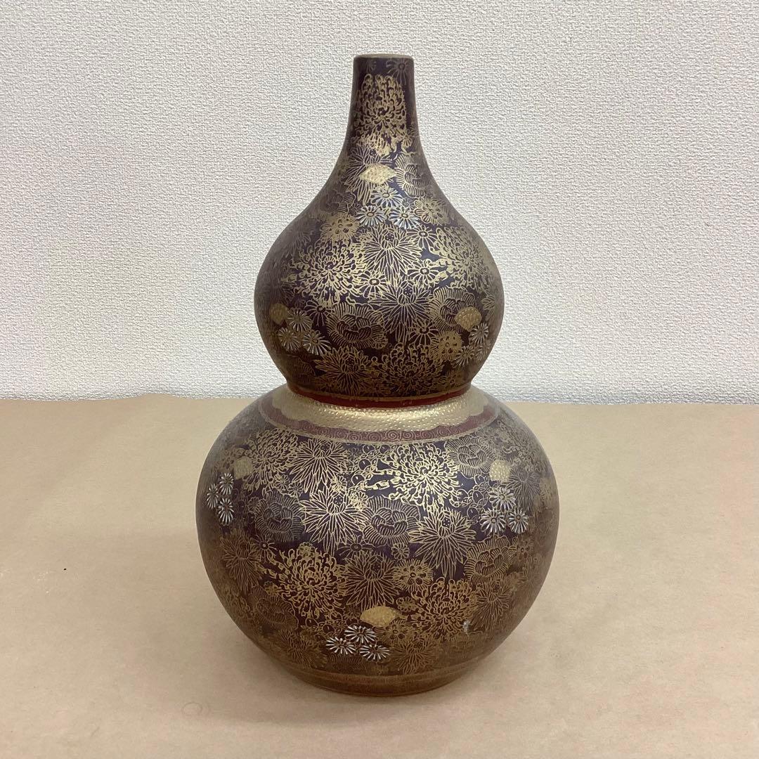 薩摩焼 連山 瓢箪型 金蘭手花尽文扇面花鳥風景図 飾り壺 高さ32cm