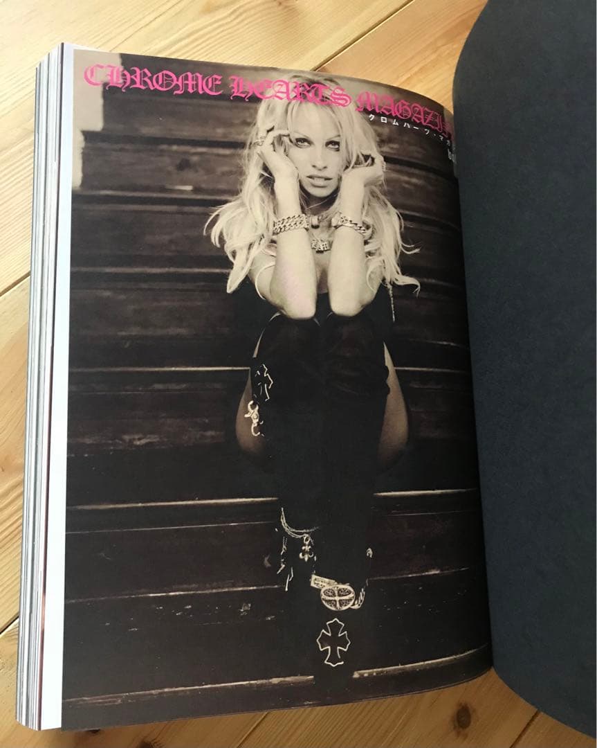 限定クロムハーツマガジンBOX 雑誌1.2.3.4.5.6.7ポスターCD 付