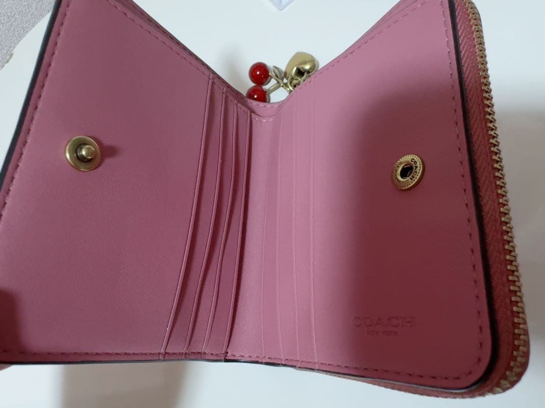 【新品・正規品】 コーチ 2つ折り財布