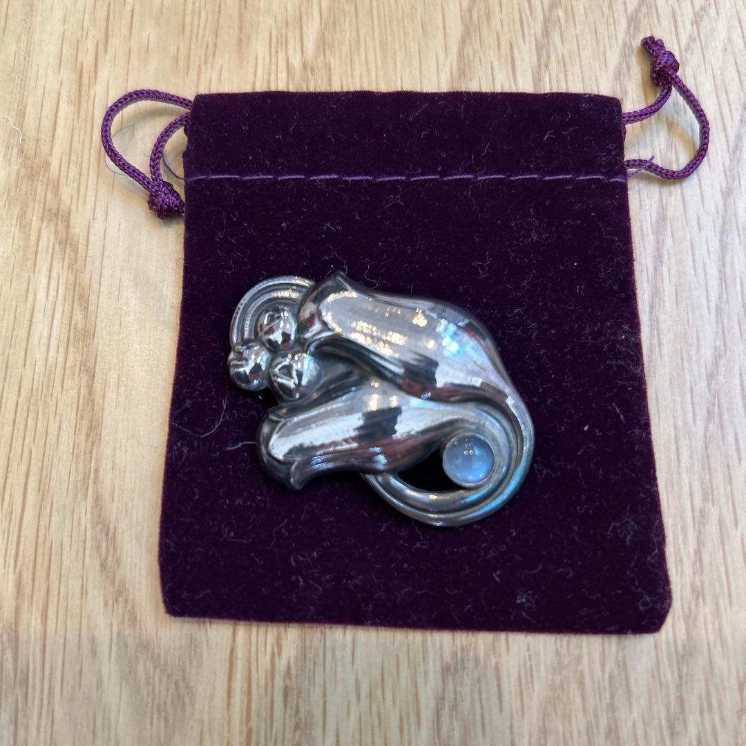 ジョージ ジェンセン silver ムーンストーン ブローチ #100B