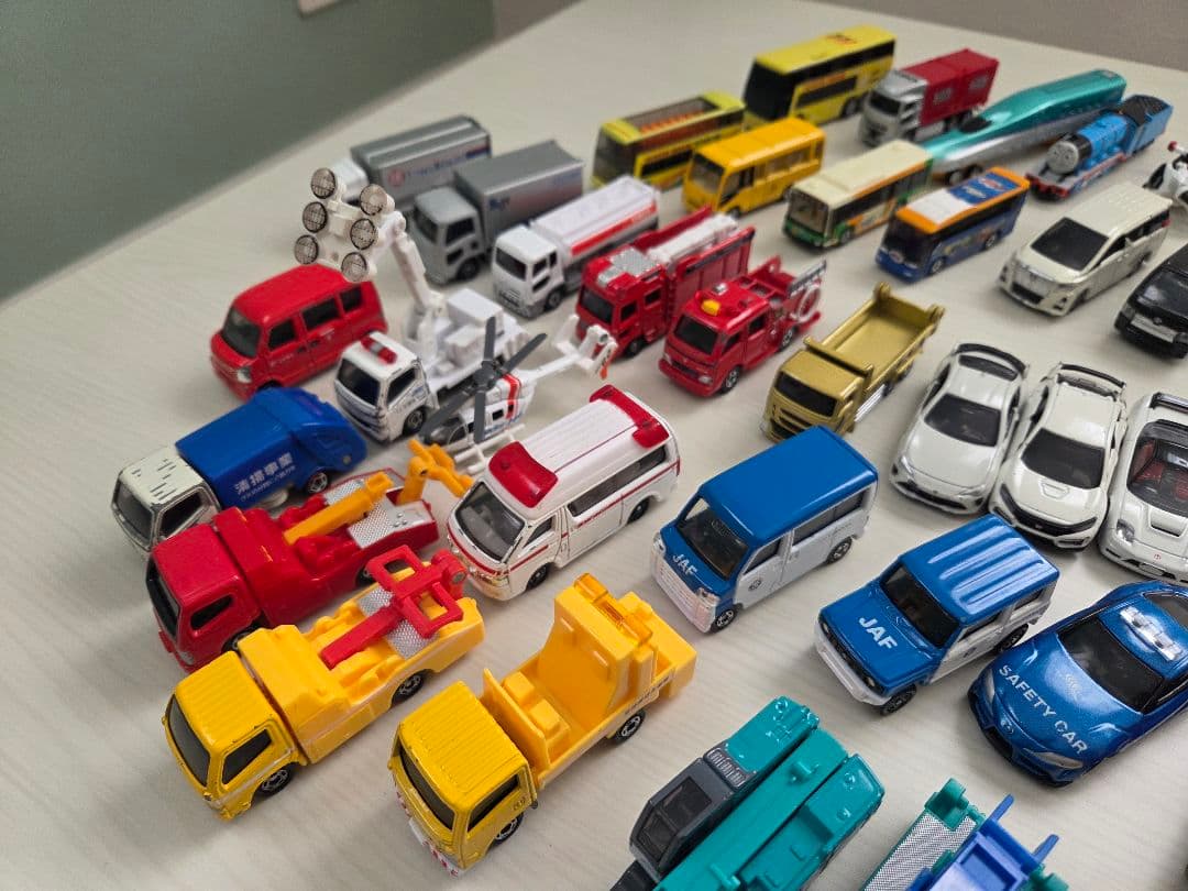 廃盤含む/トミカ100台以上/まとめ売りセット/ミニカー/トミー/タカラトミー