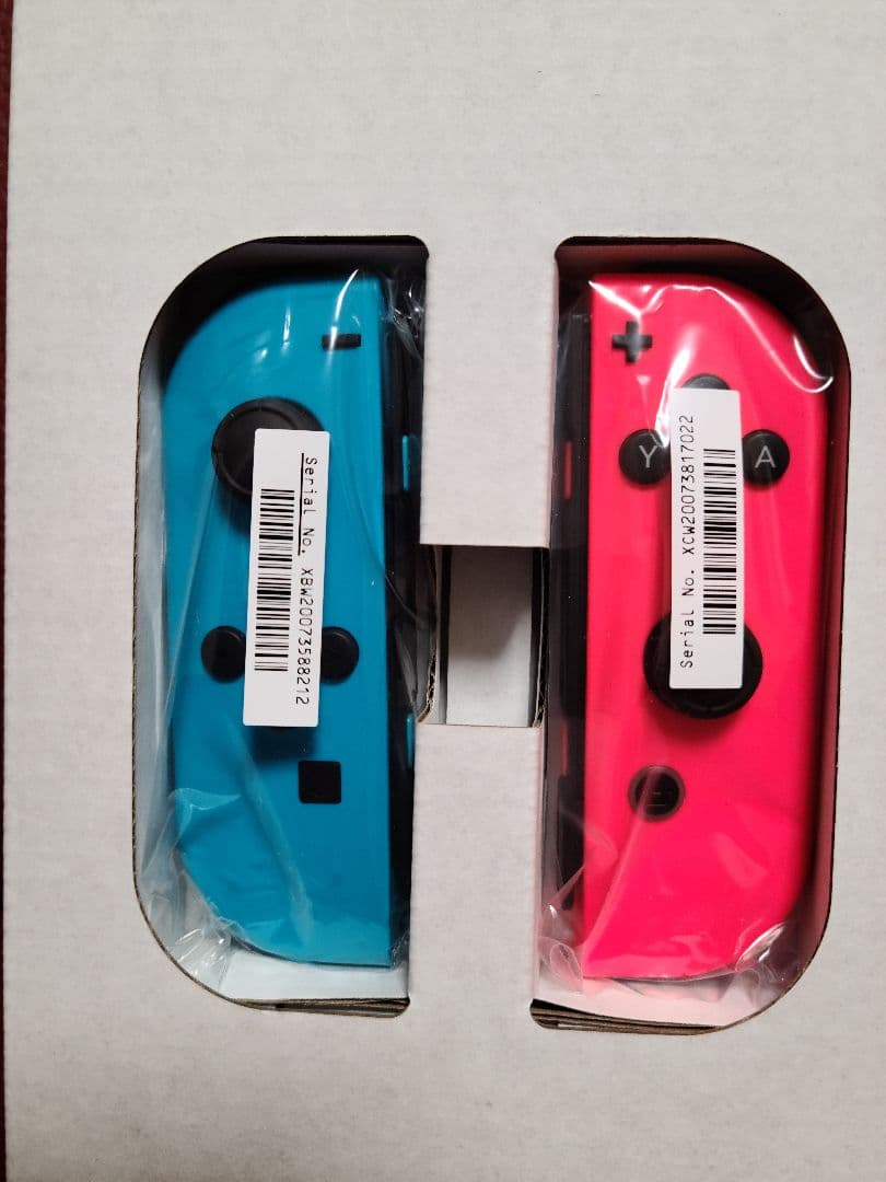 Nintendo Switch 本体 青/赤ジョイコン付き・送料無料