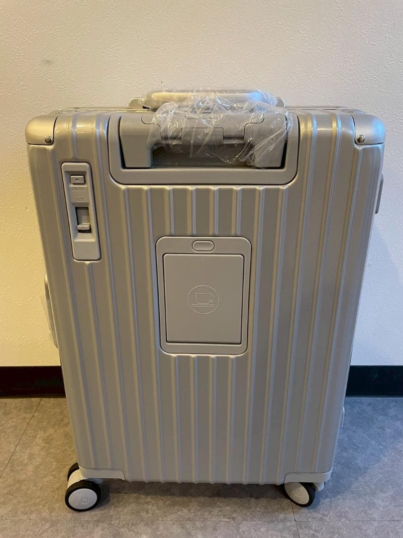 リベティ多機能キャリーケース【エナメルシルバーSサイズ】12