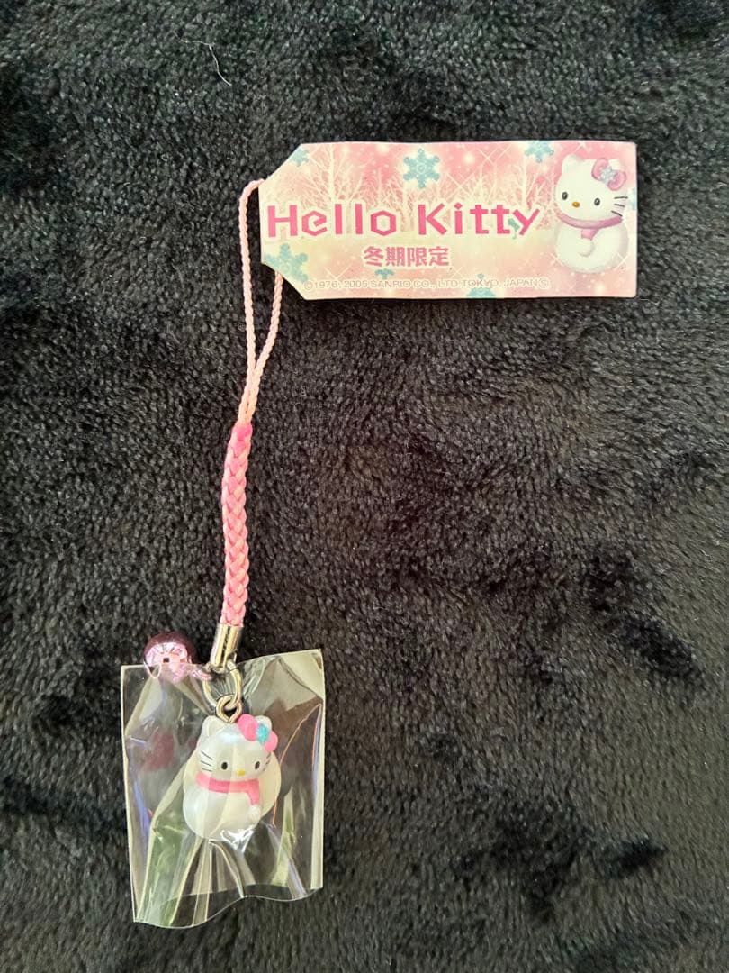 ご当地ハローキティ 冬期限定 根付け　雪だるま　レア