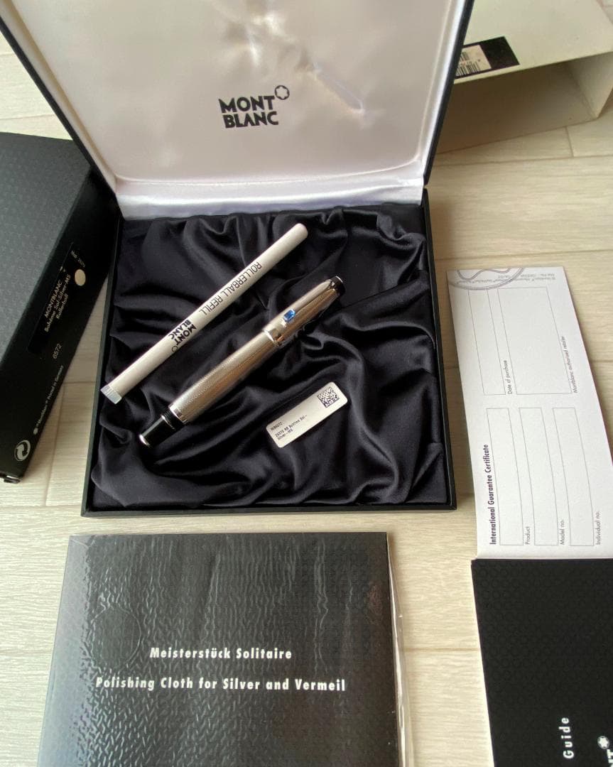 未使用に近い フランス製 モンブラン ボエム ソリテールシルバー ローラーボール