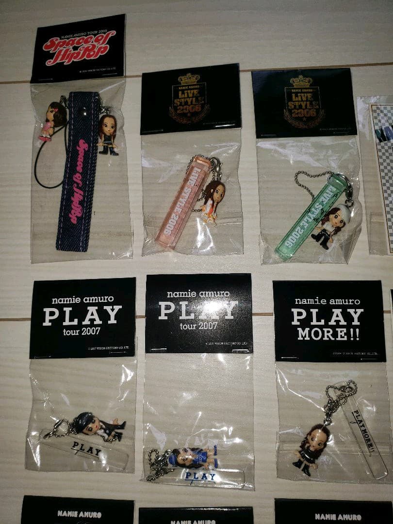 安室奈美恵  ライブグッズ  フィギュアストラップ